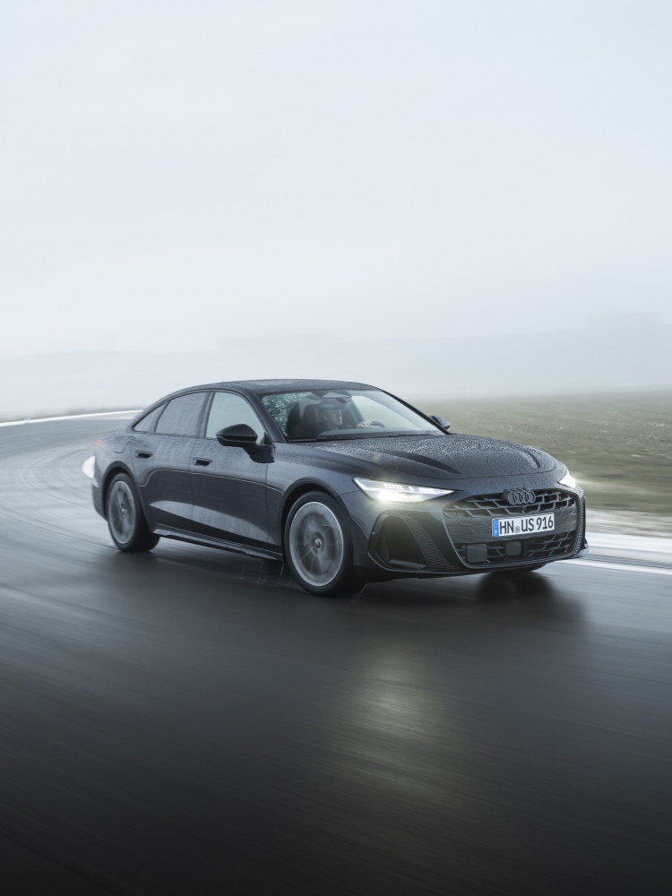 Audi A6 sedan V6 TDI MHEV plus 2025